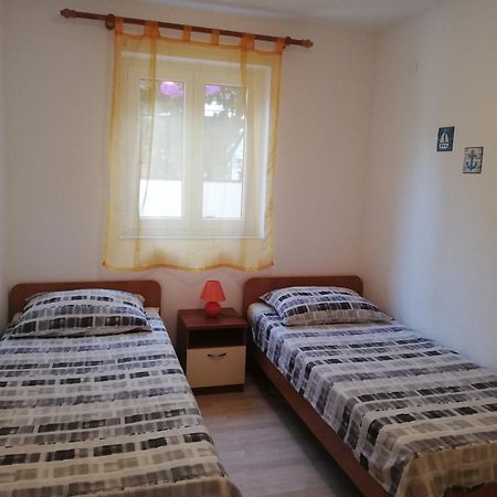Apartment Sanja เปรมันตูรา ภายนอก รูปภาพ