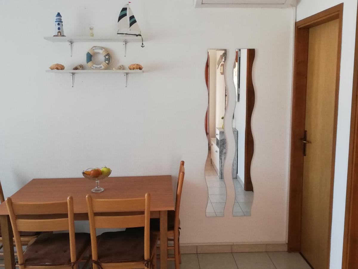 Apartment Sanja เปรมันตูรา ภายนอก รูปภาพ